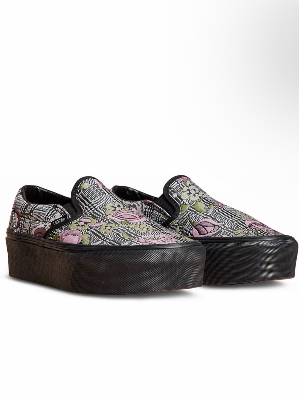 NWOB VANS Classic Slip-On Stackform Shoes in Floral Pink and Green Tapestry